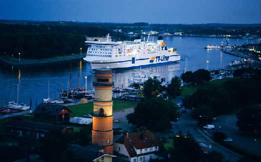 Nils Holgersson in Travem�nde bei Nacht (F�r die Internetgestaltung) 006